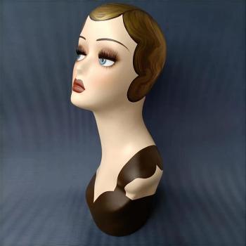 Vintage model head